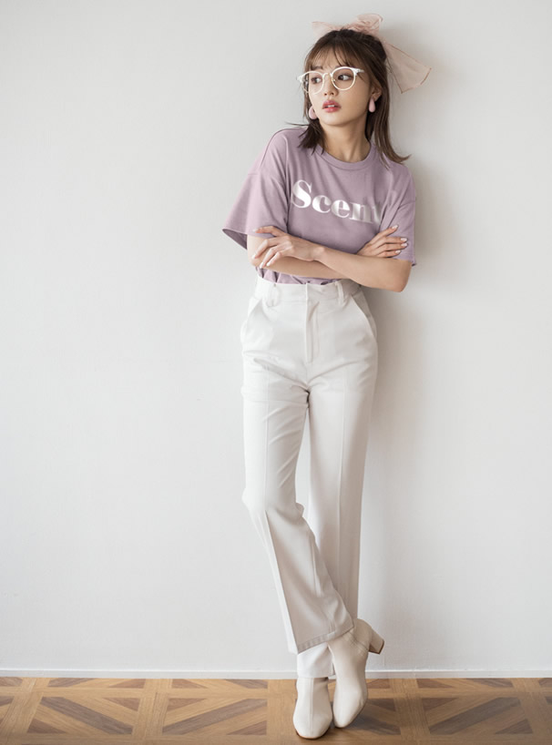 ロゴTシャツ