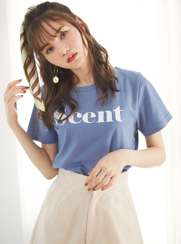 ロゴTシャツ