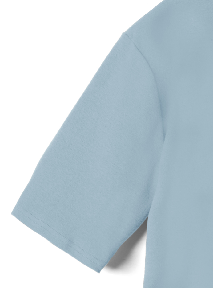 ロゴTシャツ