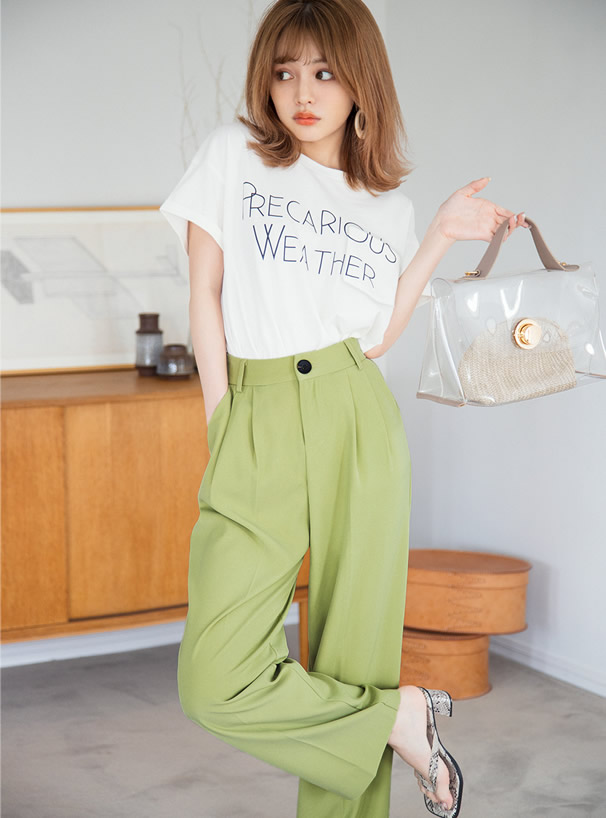 胸ポケットロゴTシャツ
