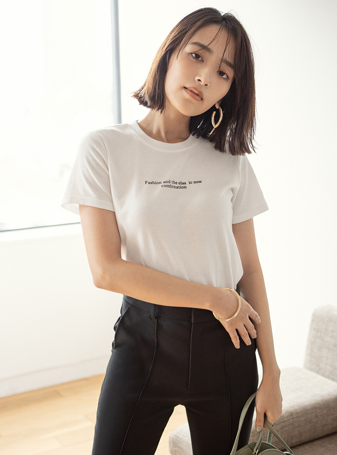 フロントロゴプリントTシャツ