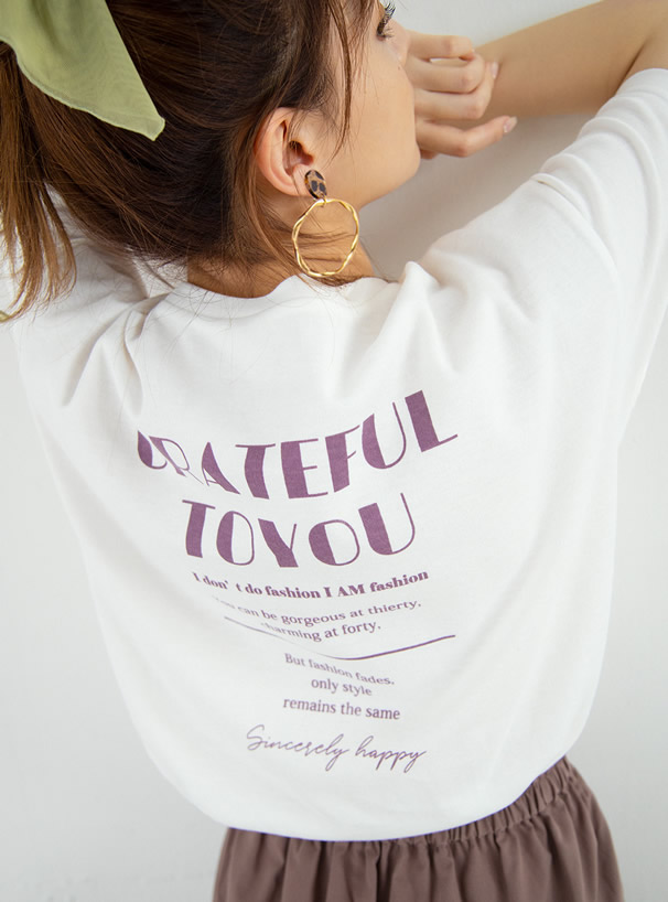 ロゴプリントTシャツ