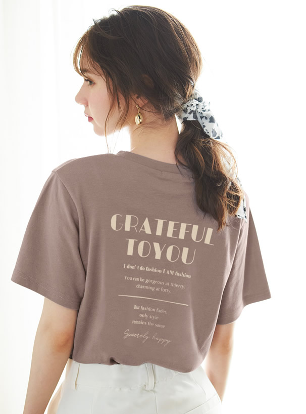 ロゴプリントTシャツ