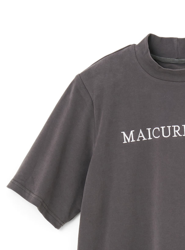 モックネックロゴ刺繍Tシャツ