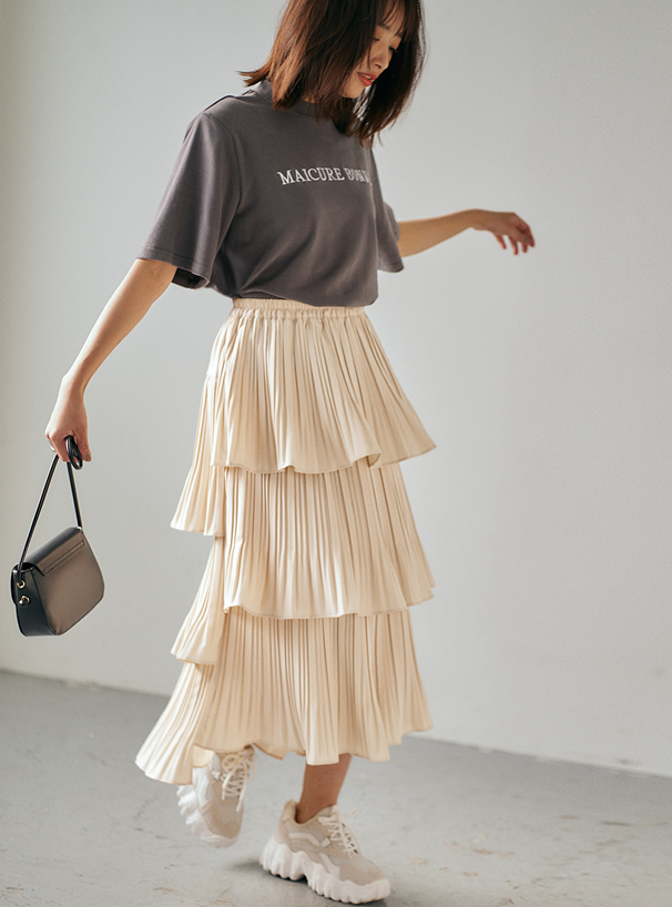 モックネックロゴ刺繍Tシャツ