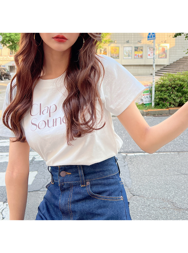 ロゴプリントTシャツ