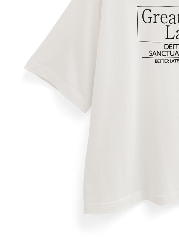 ボックスロゴTシャツ