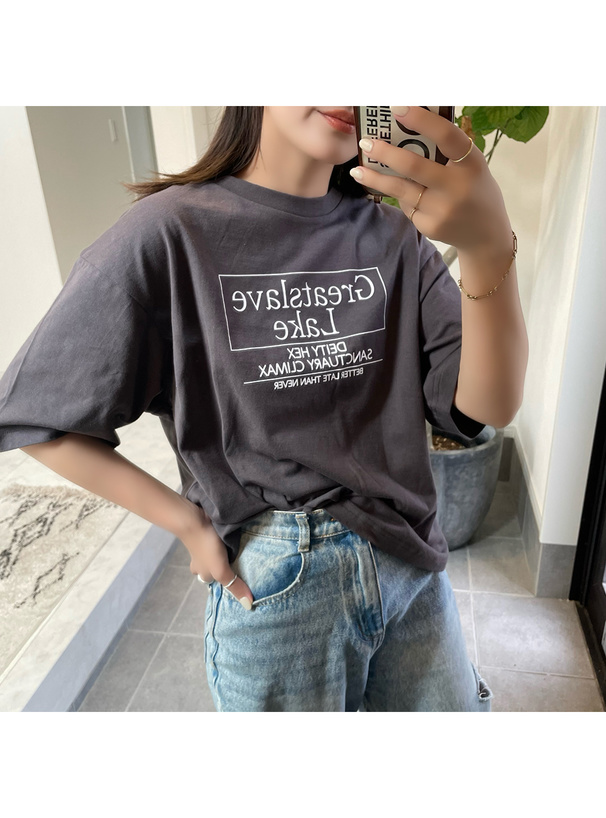 ボックスロゴTシャツ