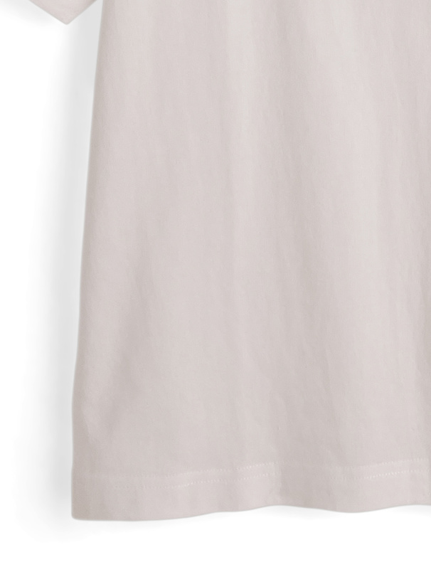 ロゴデザインTシャツ