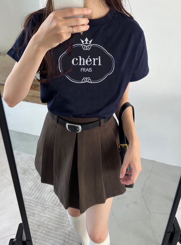 ロゴデザインTシャツ