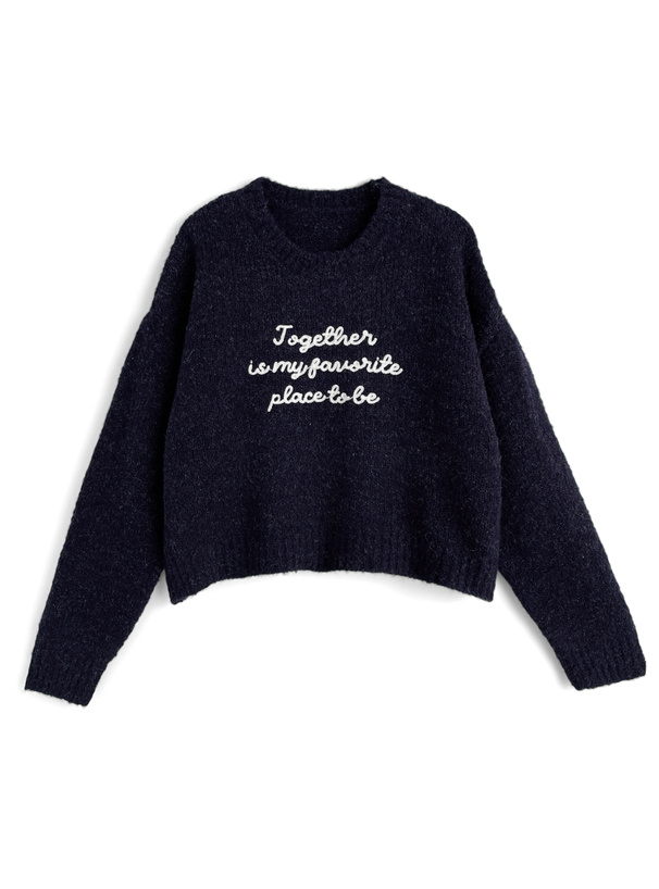 コードロゴ刺繍ブークレニットトップス