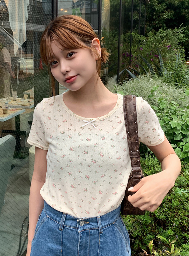 花柄リボントップス