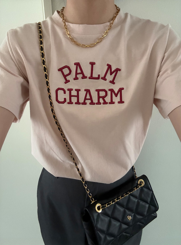 ロゴ刺繍Tシャツ