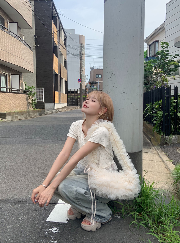 花柄レースフリルトップス