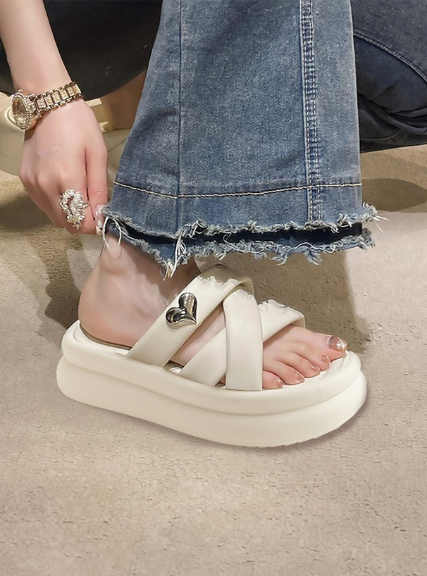 ハートクロスパテッド厚底サンダル