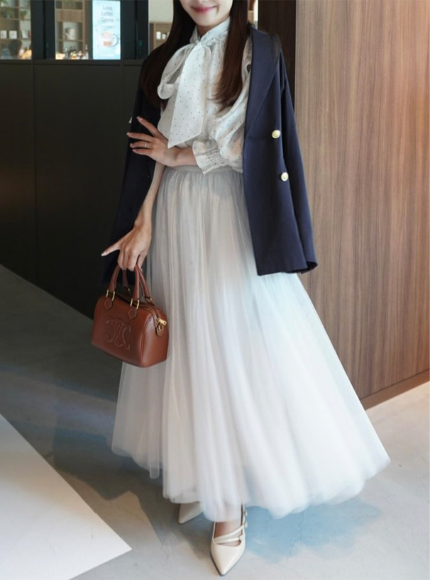 ポインテッドトゥナローストラップパンプス