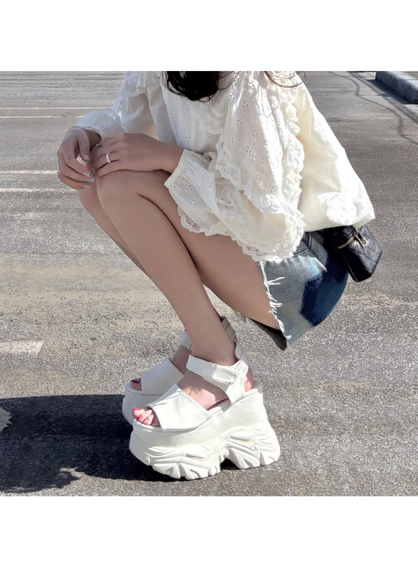 厚底スポーツサンダル