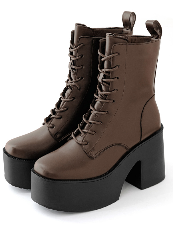 レースアップ厚底ショートブーツ