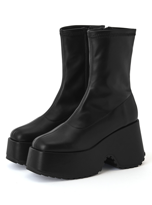 厚底レザーミドルブーツ