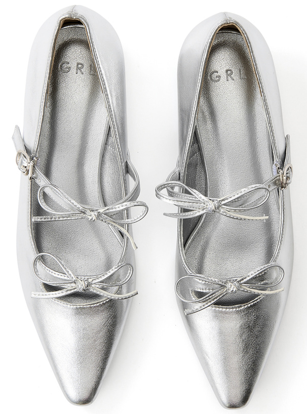 ダブルリボンパンプス