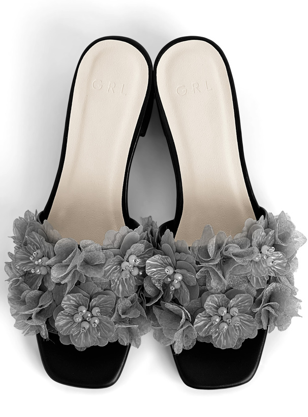 フラワーモチーフミュールサンダル