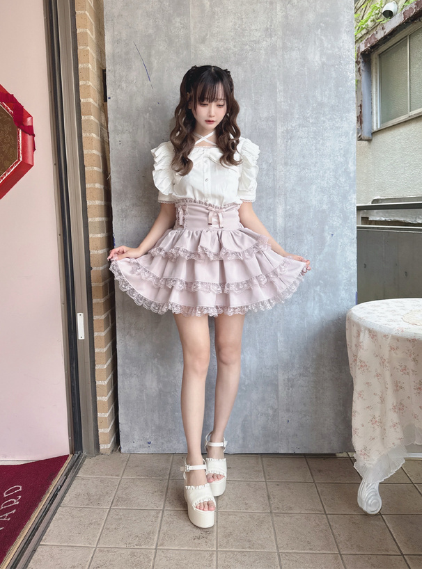 厚底フリルビジューストラップサンダル