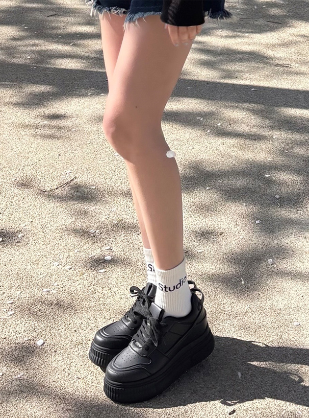 厚底インソールスニーカー