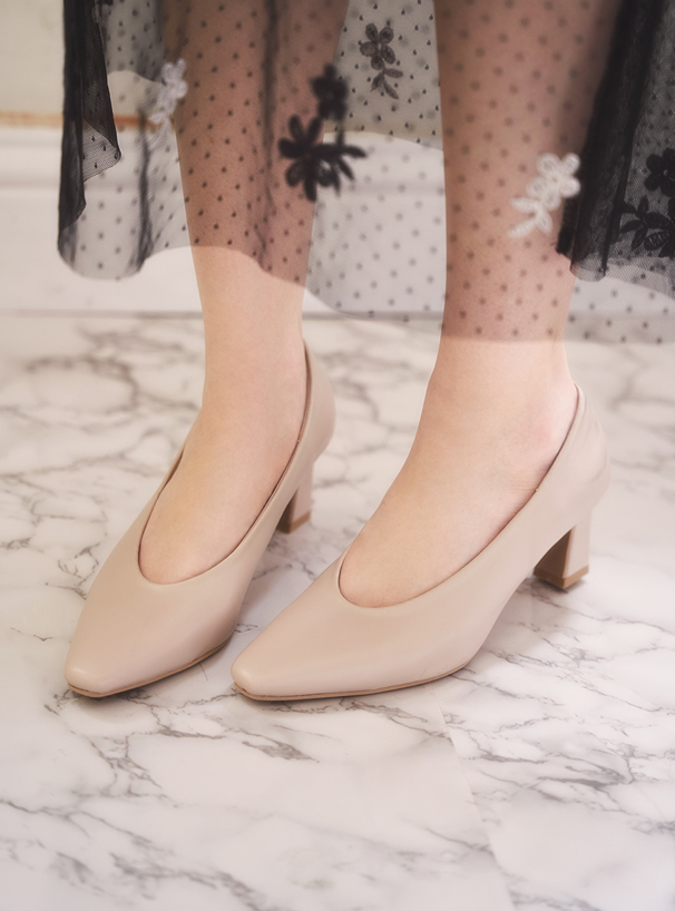 デザインヒールパンプス