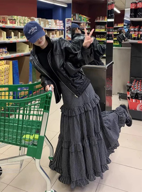 チェック柄フリルロングスカート