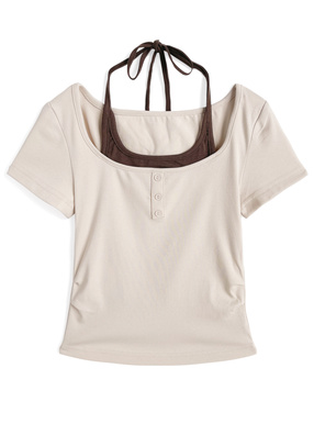 ホルターネックレイヤード風トップス