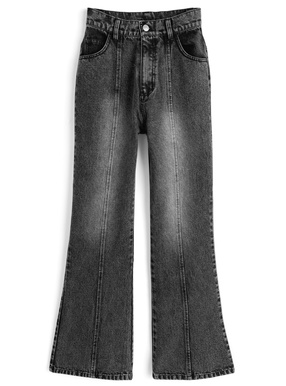 センターシームストレートデニムパンツ