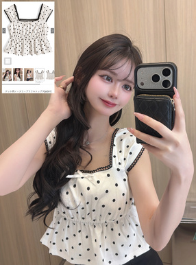 ドット柄ノースリーブフリルトップス