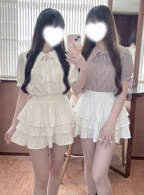 襟付きリボンブラウス