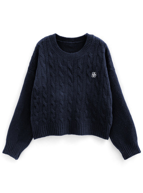 ロゴ刺繍ケーブル編みニットトップス
