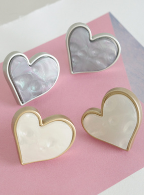 ハートマーブルピアス