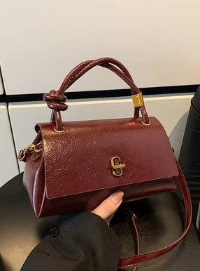 2Wayツイストワンハンドルフラップバッグ