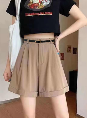 ベルト付きショートパンツ