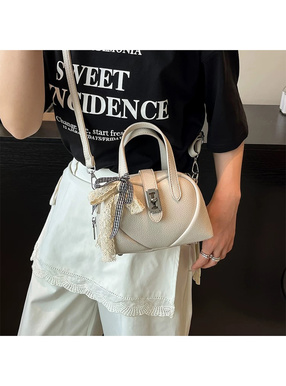 リボン付き2Wayハートデザインミニバッグ