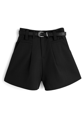 ベルト付きタックショートパンツ