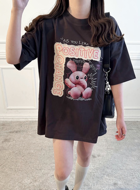 ラビットプリントロゴアップリケTシャツ