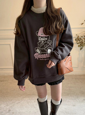 くま刺繍スウェットトップス