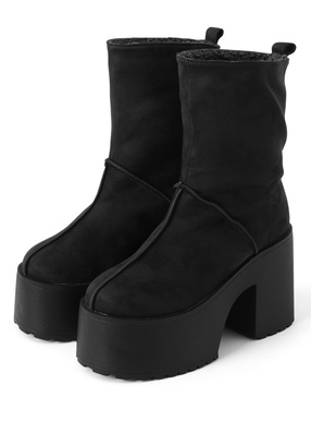 厚底ヒールムートンミドルブーツ