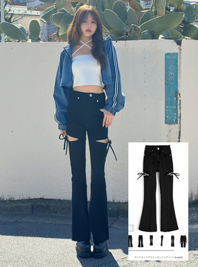 サイドカットアウトリボンフレアパンツ