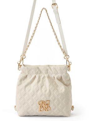 3Wayロゴプレートキルティングバッグ