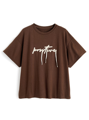 コード刺繍ロゴTシャツ
