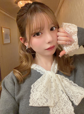 レースボウタイニットトップス