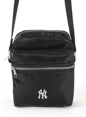 MLB ニューヨークヤンキース　ショルダーバッグ