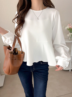 ボリュームスリーブペプラムブラウス