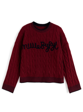 コードロゴ刺繍ケーブル編みニットトップス