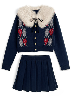ファーティペット付きアーガイル柄カーディガン×プリーツスカートニットセットアップ